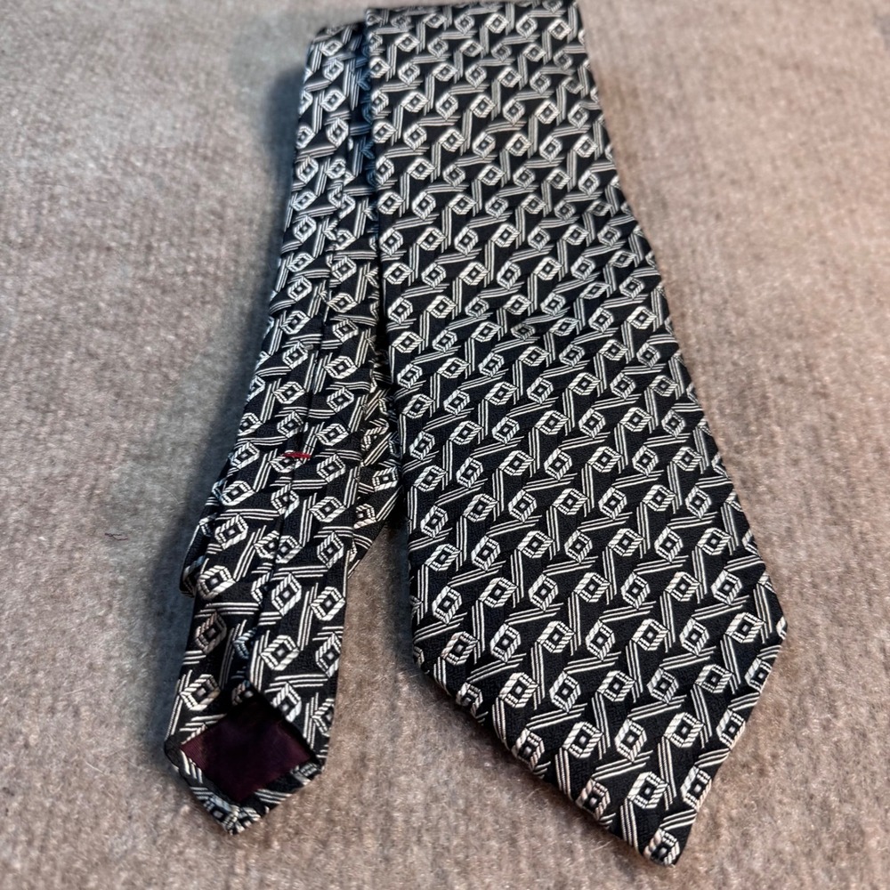 Halston Necktie Mens OS Black White Geometric Silk Blend Formal Business Career
